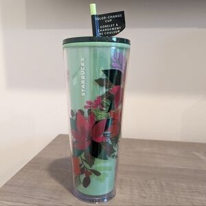 Starbucks Venti Holiday 2021 Color Change Poinsettia Tumbler NEW WITH TAGS❤️💚
